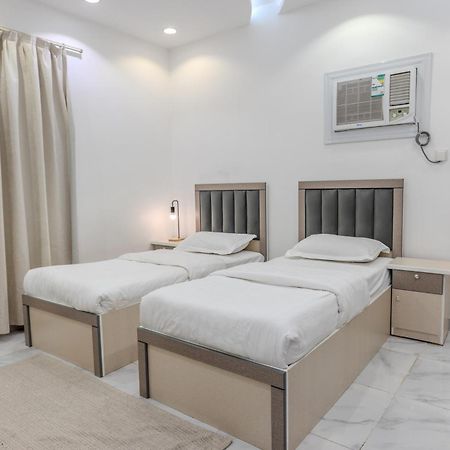 Luxurious Family 3 Bedroom Apartments 10 Mins Drive To Al-Masjid Nabawi - Nozol Noor 1 Medina Kültér fotó