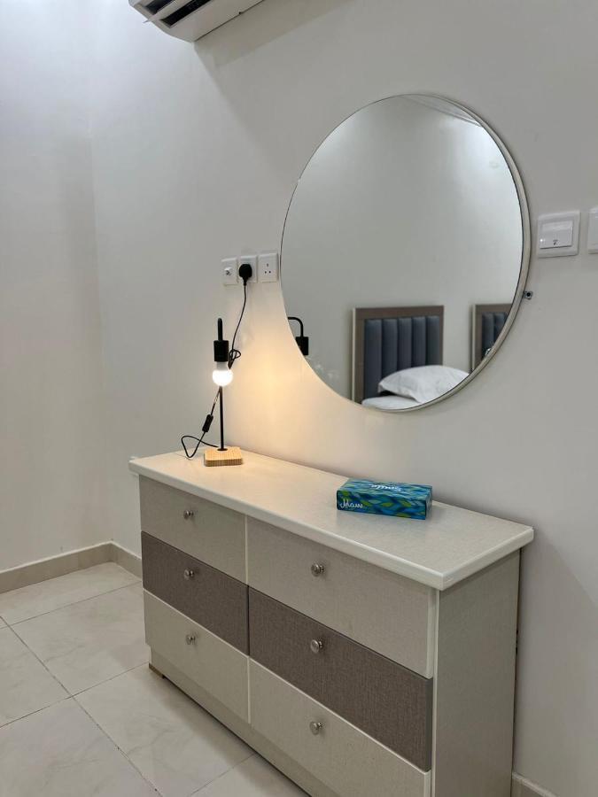 Luxurious Family 3 Bedroom Apartments 10 Mins Drive To Al-Masjid Nabawi - Nozol Noor 1 Medina Kültér fotó