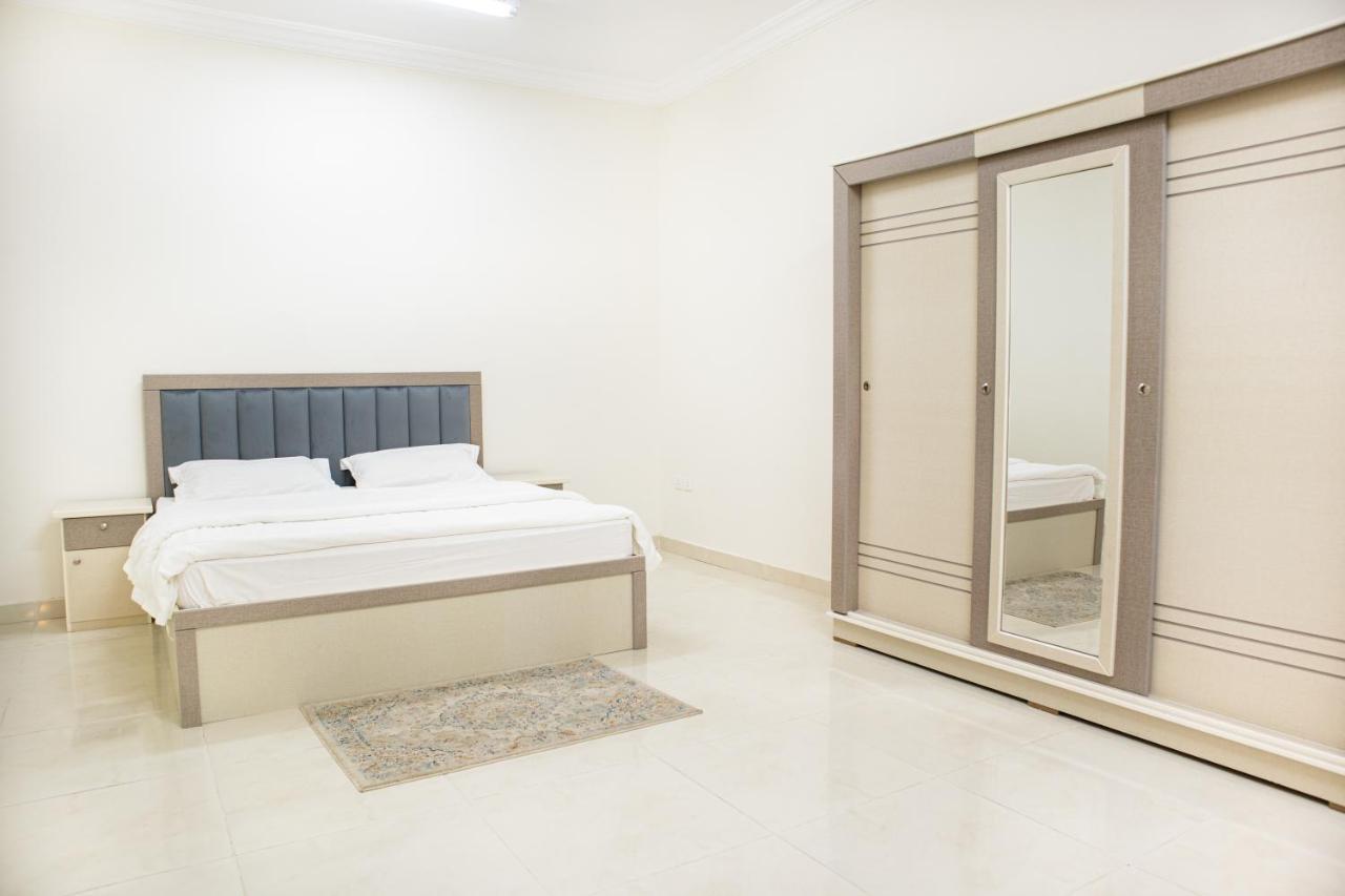 Luxurious Family 3 Bedroom Apartments 10 Mins Drive To Al-Masjid Nabawi - Nozol Noor 1 Medina Kültér fotó