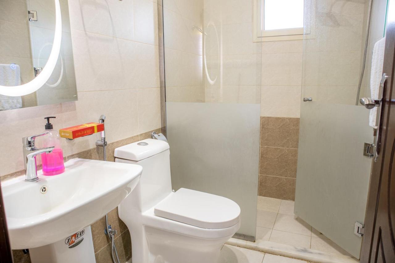 Luxurious Family 3 Bedroom Apartments 10 Mins Drive To Al-Masjid Nabawi - Nozol Noor 1 Medina Kültér fotó