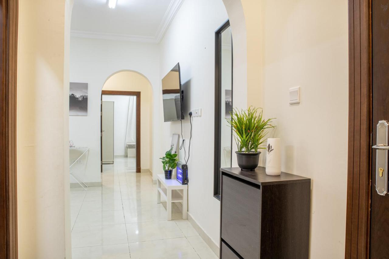 Luxurious Family 3 Bedroom Apartments 10 Mins Drive To Al-Masjid Nabawi - Nozol Noor 1 Medina Kültér fotó