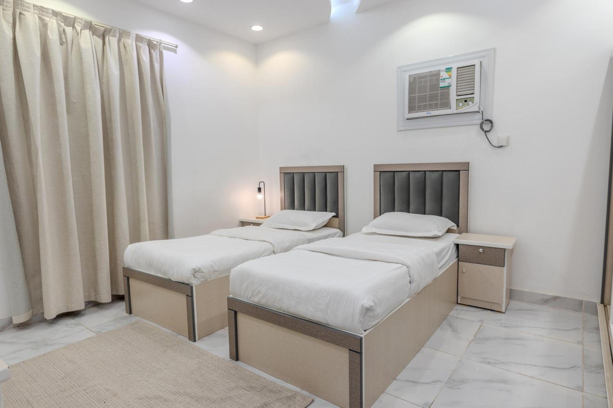 Luxurious Family 3 Bedroom Apartments 10 Mins Drive To Al-Masjid Nabawi - Nozol Noor 1 Medina Kültér fotó